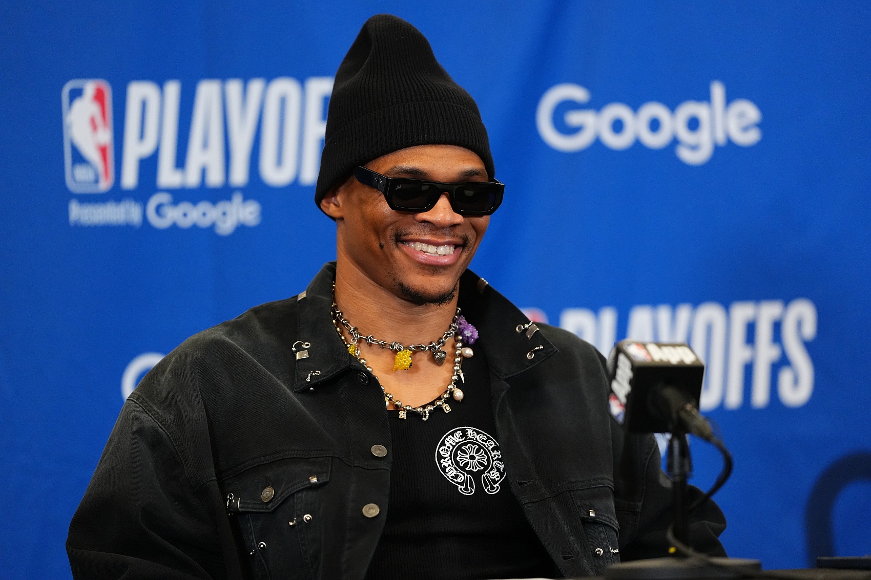 亚博体育平台-威少适配纽约？美媒：他可以漫步在曼哈顿街头炫耀潮装 展示魅力