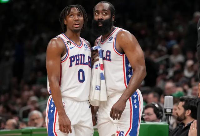 亚博app-马克西不怪哈登逼宫：我们是兄弟理解他做出的选择