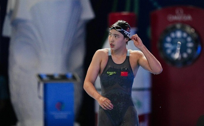 亚博体育平台-劳伦斯体育奖提名：13岁游泳小孩姐于子迪，对决NBA球星亚历山大|自由泳接力|世锦赛|个人混合泳|劳伦斯世界体育奖|全国游泳冠军赛_新浪体育_新浪新闻